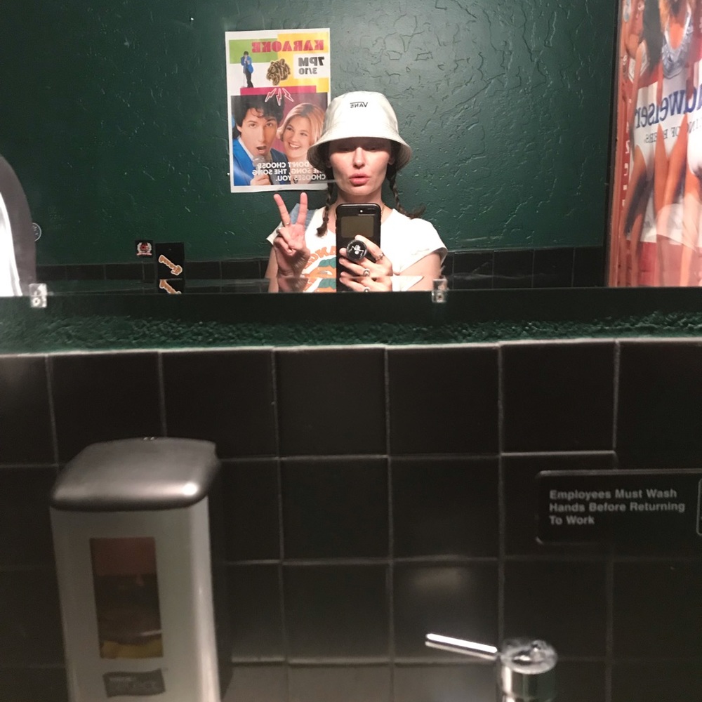 Nice to meet you, I’m Erin!